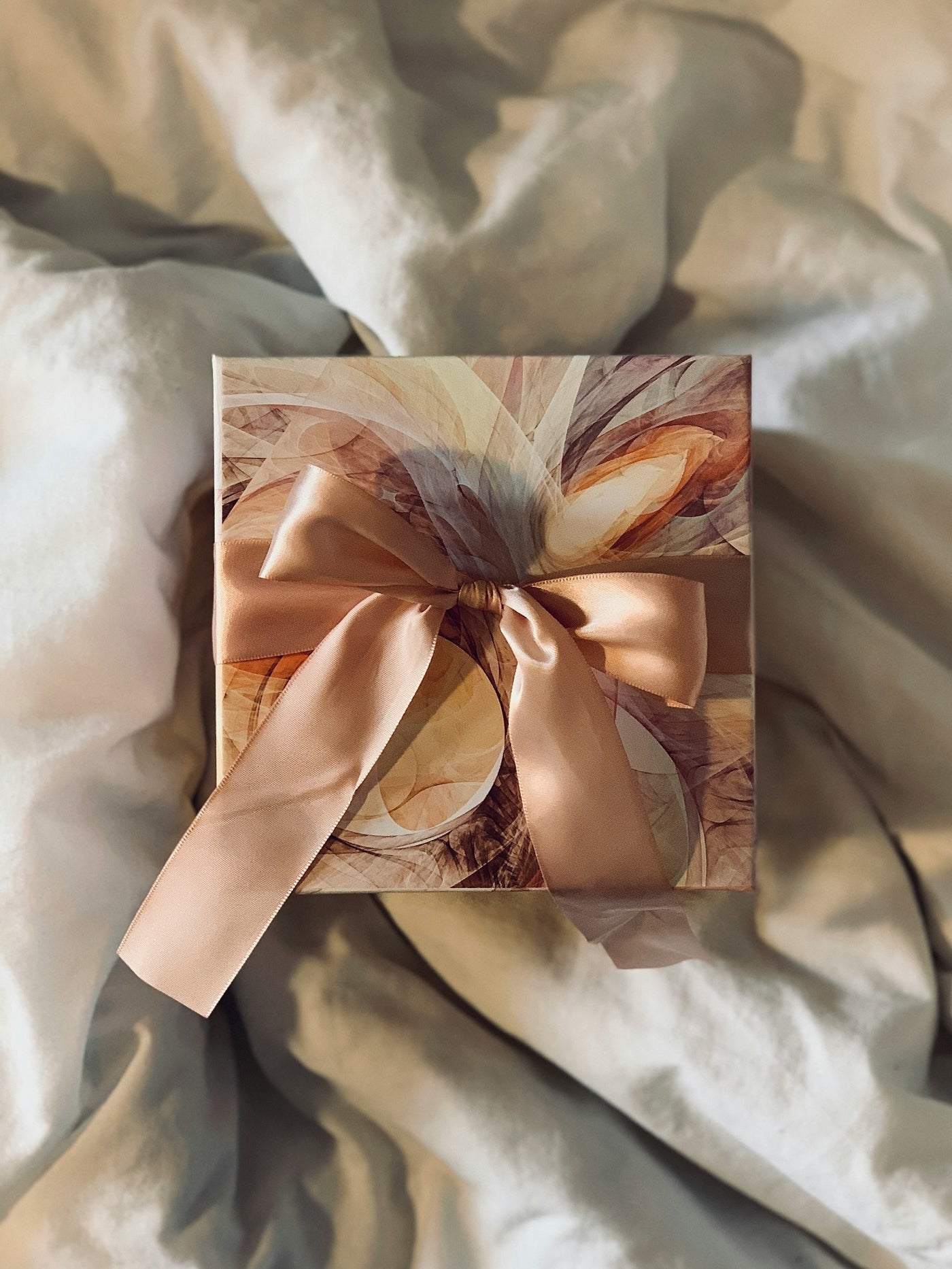 Scented pieces for meaningful gifts and elevated moments.